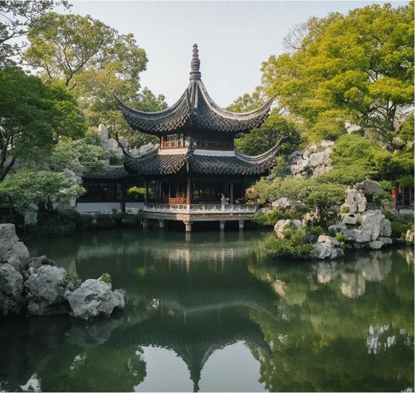 大庆龙凤心底矗陌路餐饮有限公司